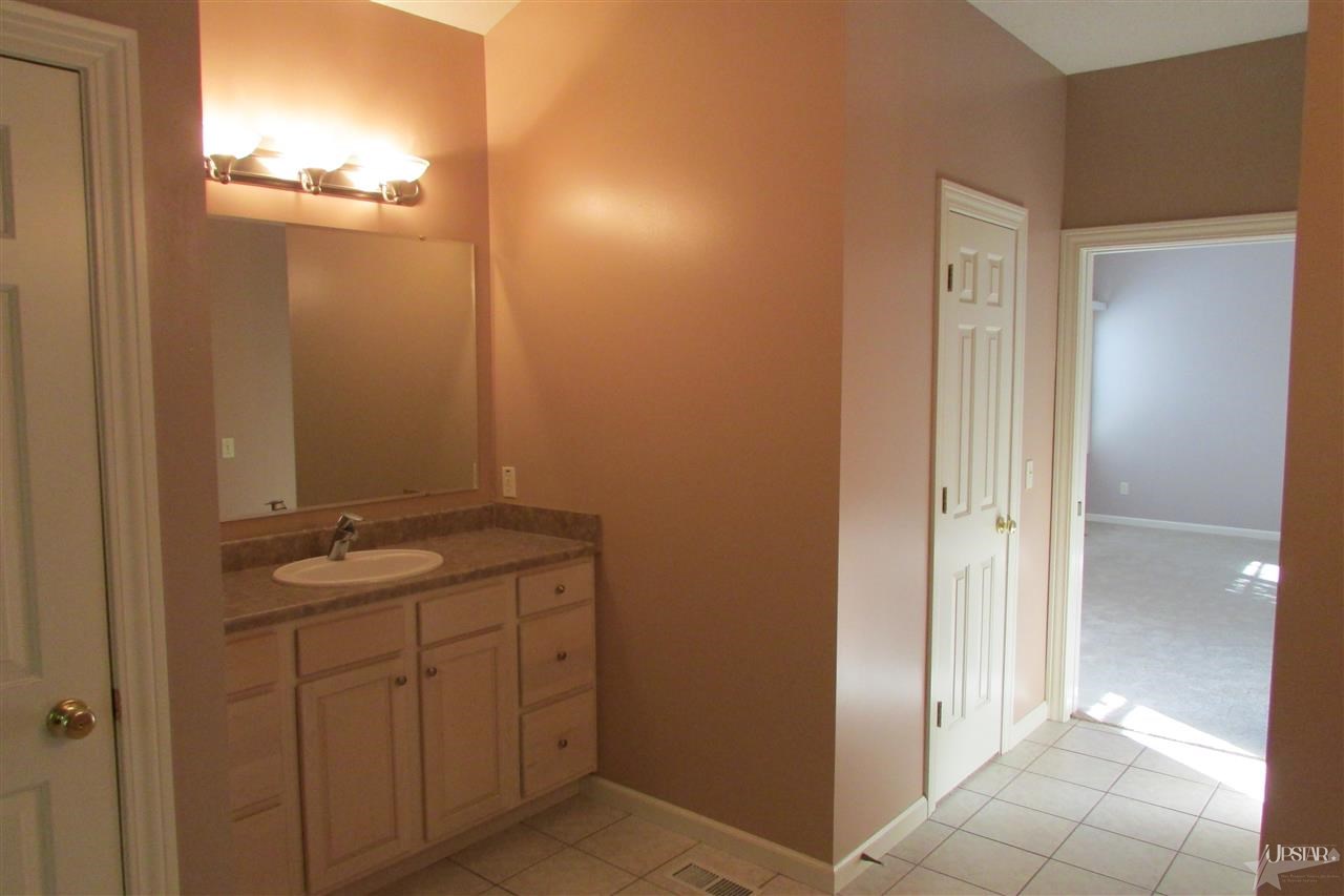 501 Blackthorn Cv, Fort Wayne, IN 46804 photo 14