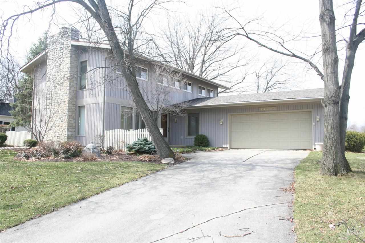 11303 Trails North Dr, Fort Wayne, IN 46845 photo 1