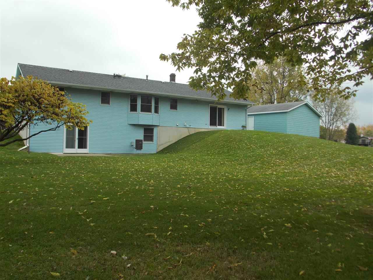 22968 Gary Dr, Goshen, IN 46528 photo 2