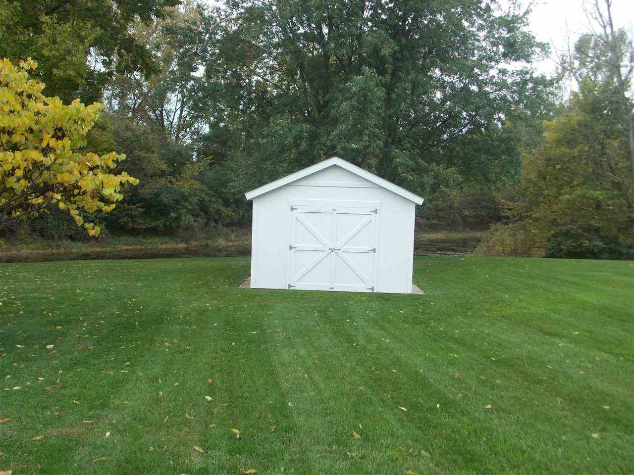 22968 Gary Dr, Goshen, IN 46528 photo 7