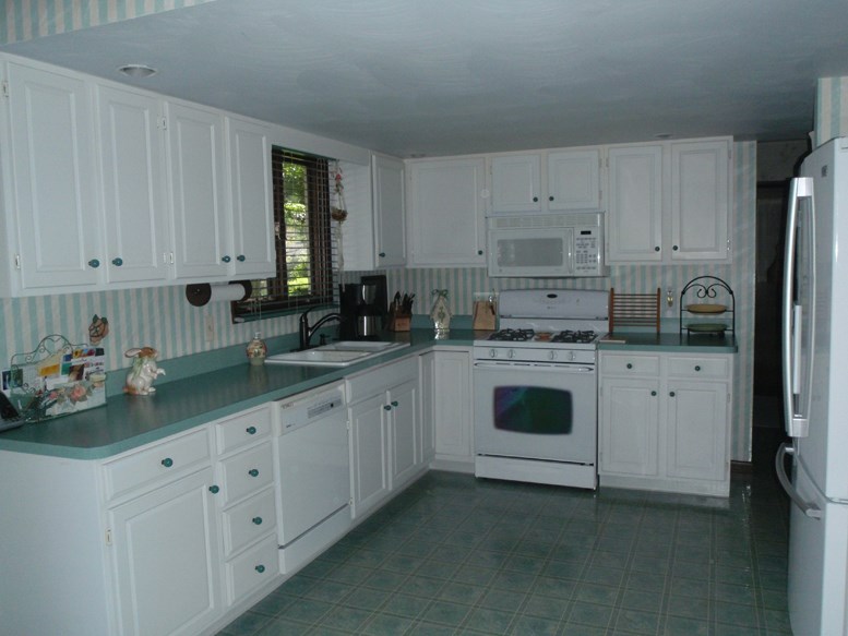 24364 Merrimac Ln, Elkhart, IN 46517 photo 3