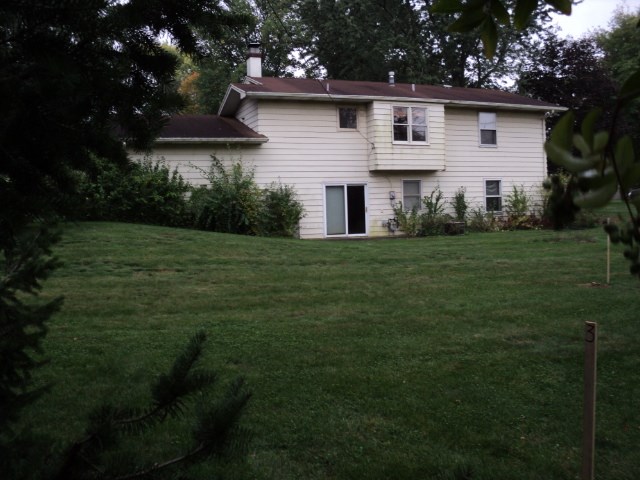19605 Old Ridge Rd, South Bend, IN 46614 photo 2