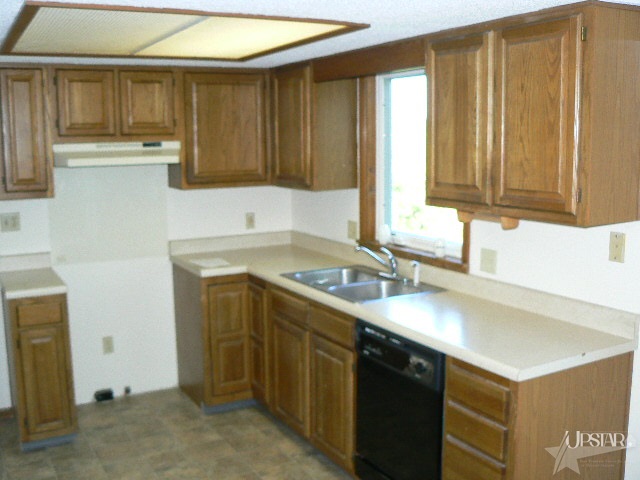 1516 Carlow Ct, Fort Wayne, IN 46815 photo 5