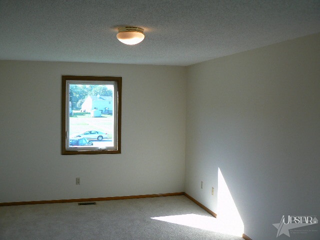 1516 Carlow Ct, Fort Wayne, IN 46815 photo 11