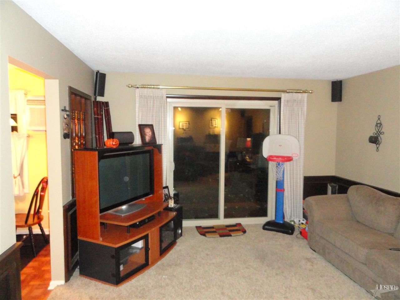 939 Yorktown Rd, Decatur, IN 46733 photo 8