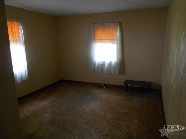 502 N Walnut St, Columbia City, IN 46725 photo 9