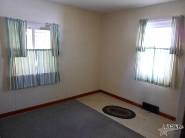 502 N Walnut St, Columbia City, IN 46725 photo 6