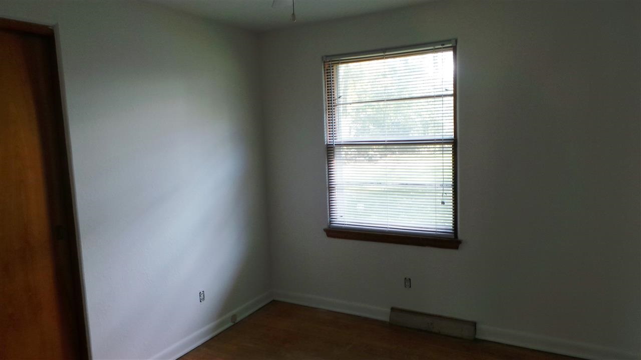 28688 Schwalm Dr, Elkhart, IN 46517 photo 8