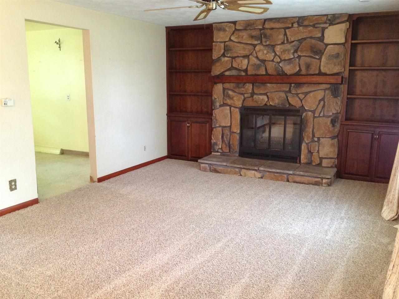 28688 Schwalm Dr, Elkhart, IN 46517 photo 2