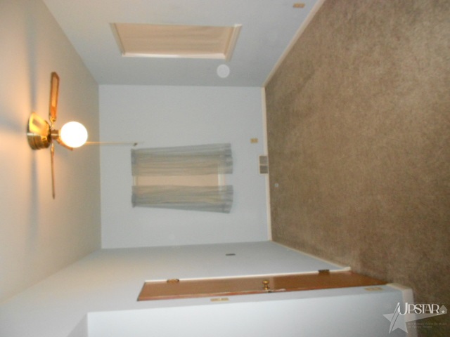 2059 Riverside Dr, Huntington, IN 46750 photo 10