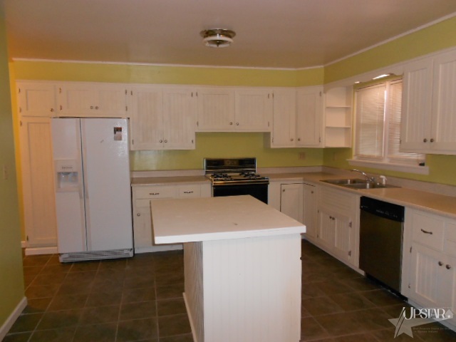 2059 Riverside Dr, Huntington, IN 46750 photo 20