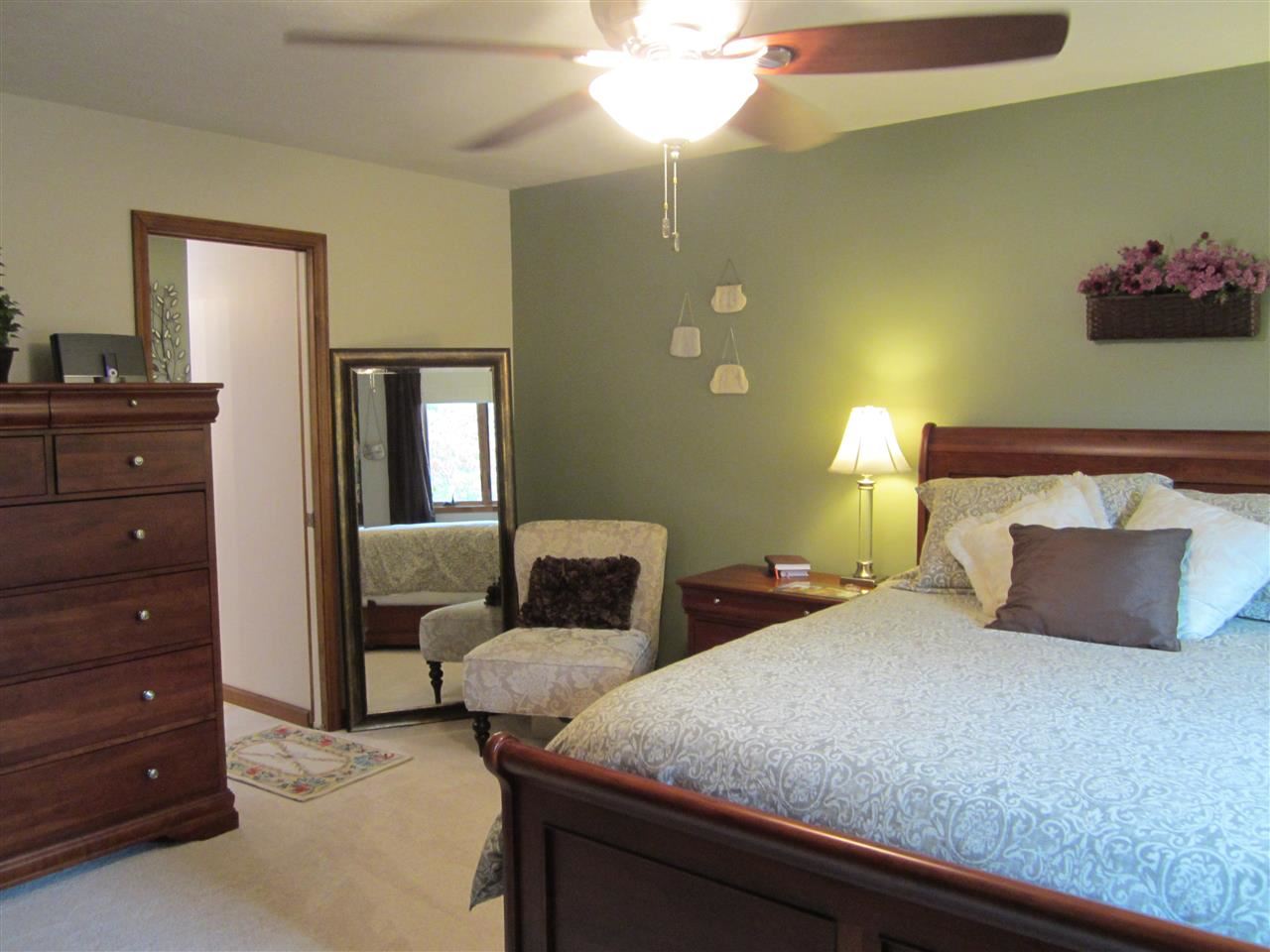 2704 E Redwood Cir, Bloomington, IN 47401 photo 18