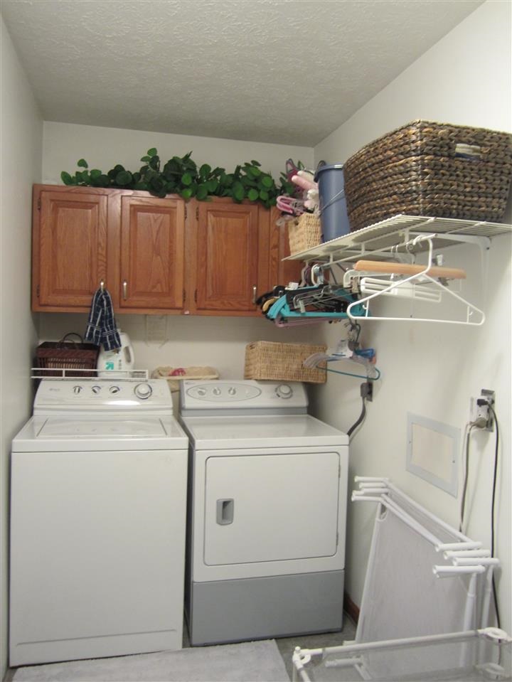 2704 E Redwood Cir, Bloomington, IN 47401 photo 14