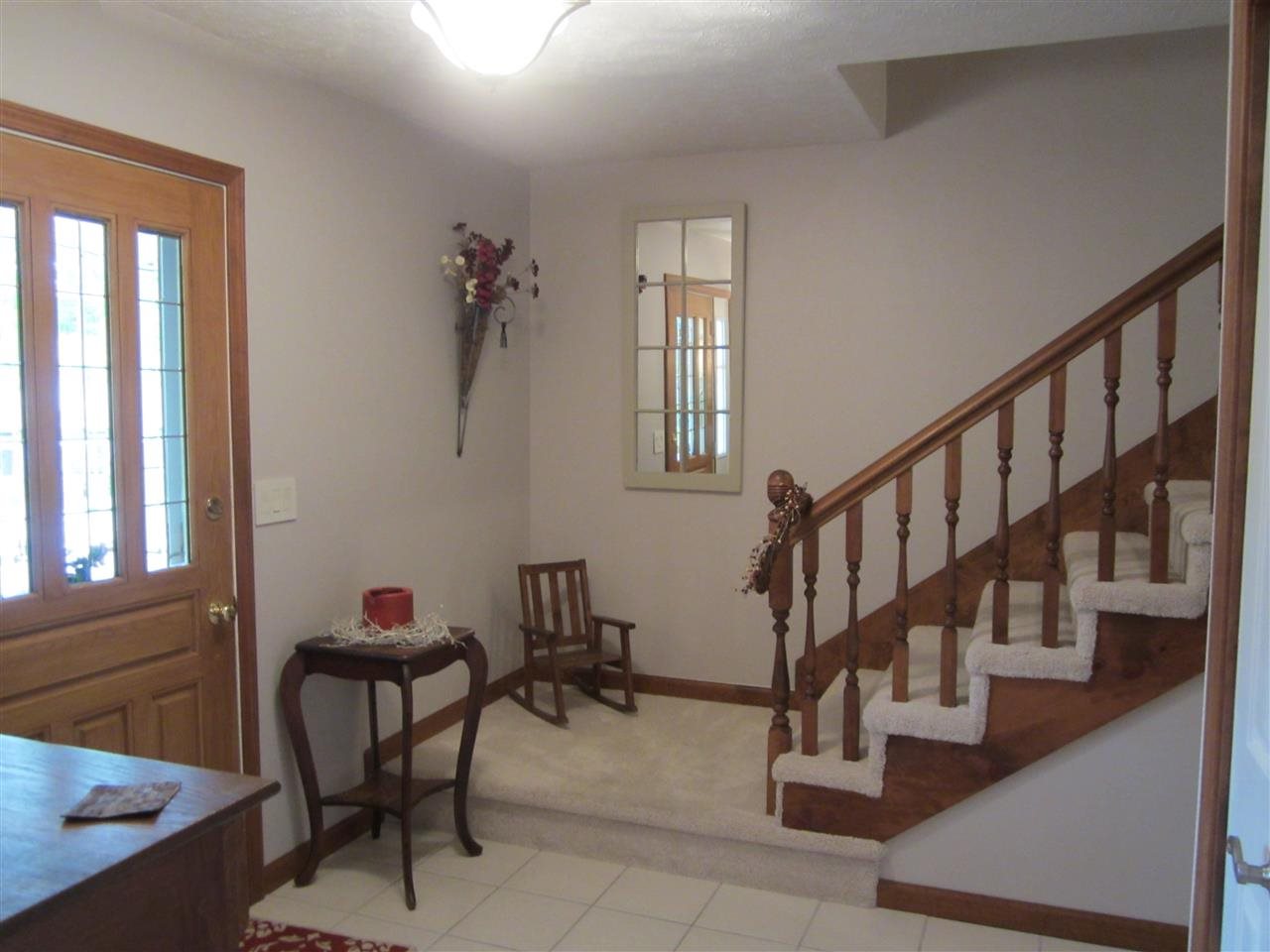 2704 E Redwood Cir, Bloomington, IN 47401 photo 4