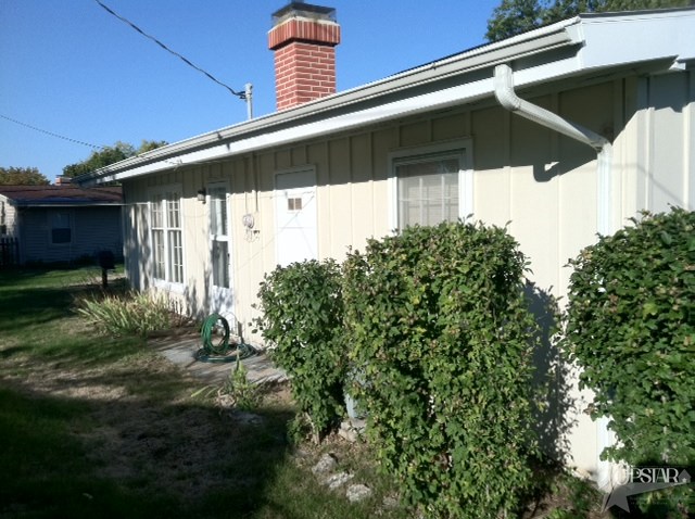 209 W Crown Ln, Fort Wayne, IN 46807 photo 7