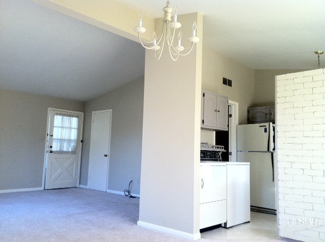 209 W Crown Ln, Fort Wayne, IN 46807 photo 19