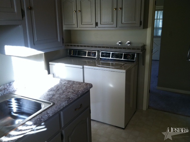 209 W Crown Ln, Fort Wayne, IN 46807 photo 17