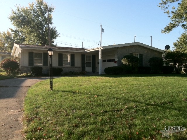 209 W Crown Ln, Fort Wayne, IN 46807 photo 1