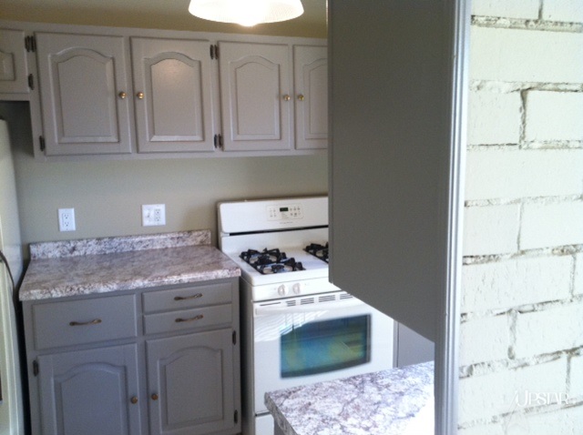 209 W Crown Ln, Fort Wayne, IN 46807 photo 18