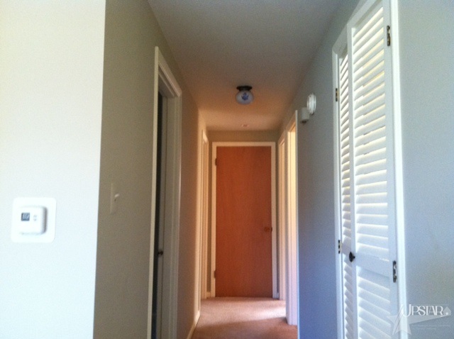 209 W Crown Ln, Fort Wayne, IN 46807 photo 3