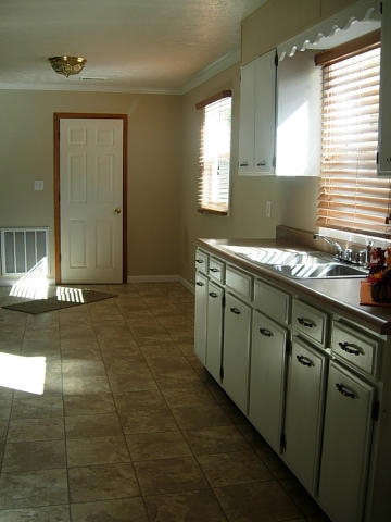80 Hilltop Dr, Bedford, IN 47421 photo 6