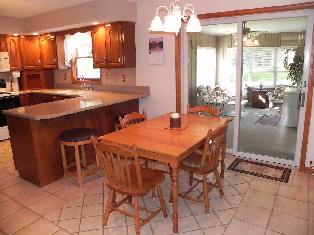 30645 Foxboro Dr, Granger, IN 46530 photo 8