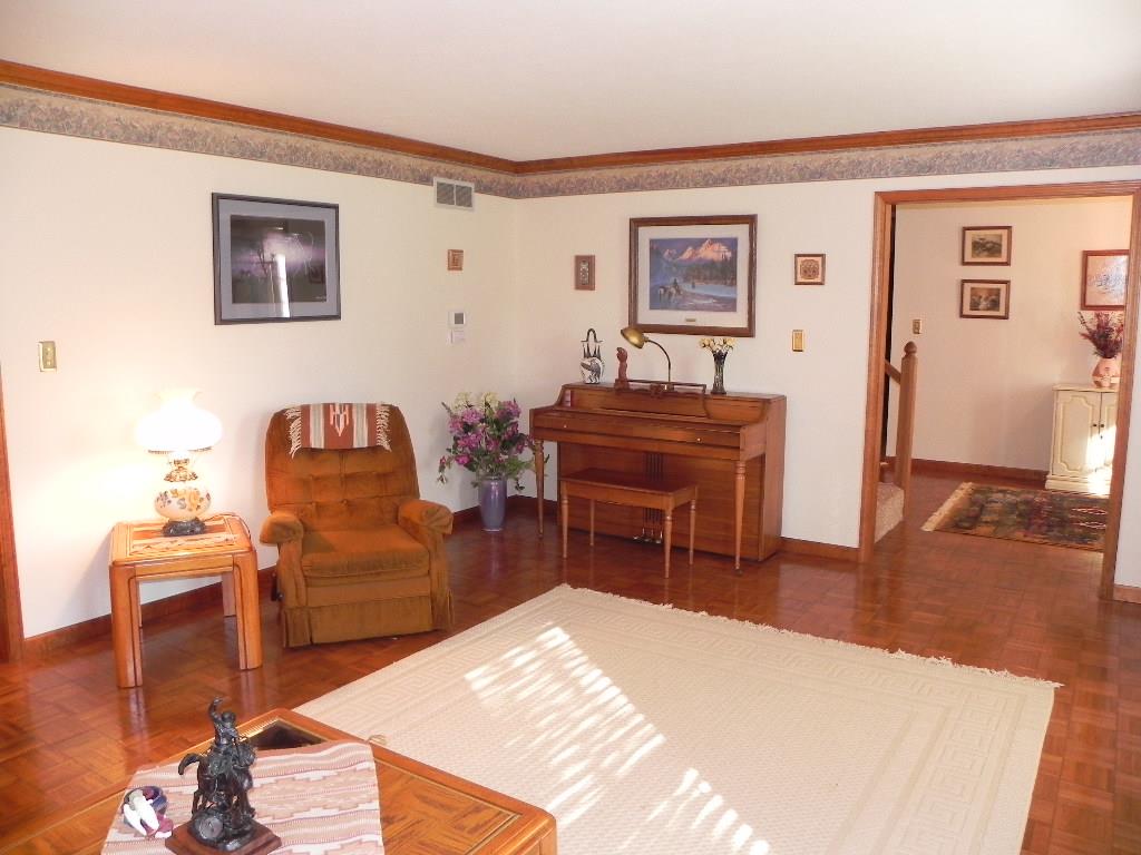 30645 Foxboro Dr, Granger, IN 46530 photo 4