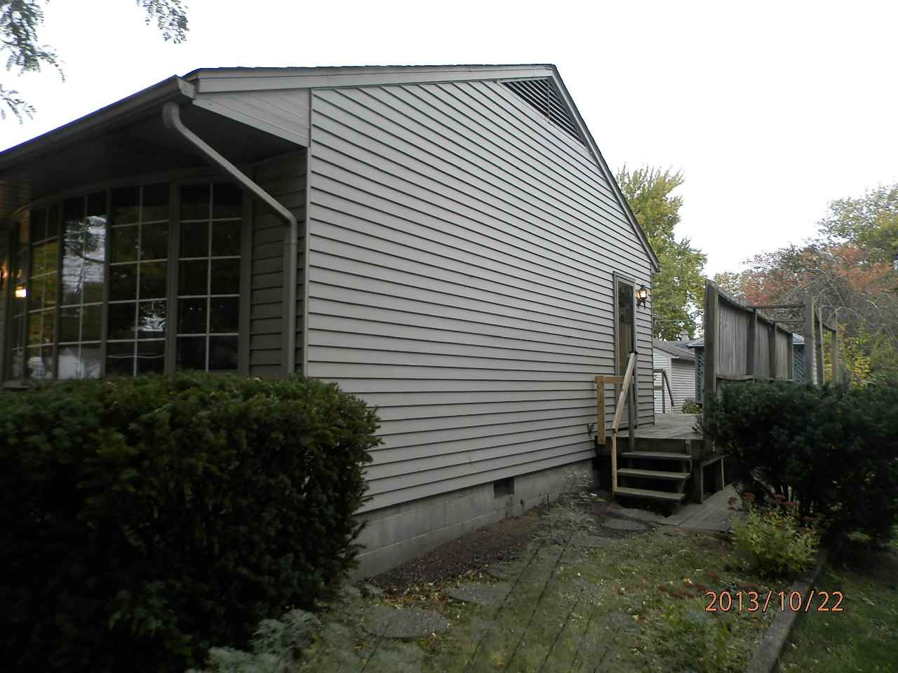 542 S Orchard St, Kendallville, IN 46755 photo 3