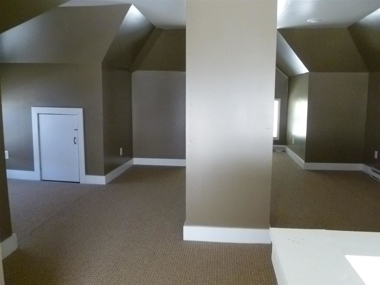 708 S Bend Ave, South Bend, IN 46617 photo 7