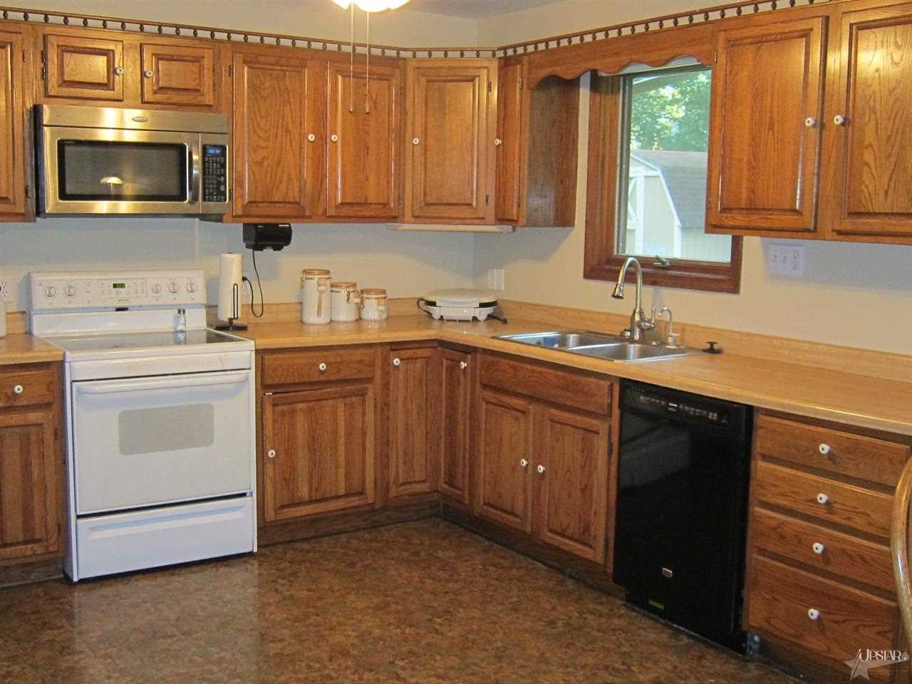 4849 W River Rd, Huntington, IN 46750 photo 2
