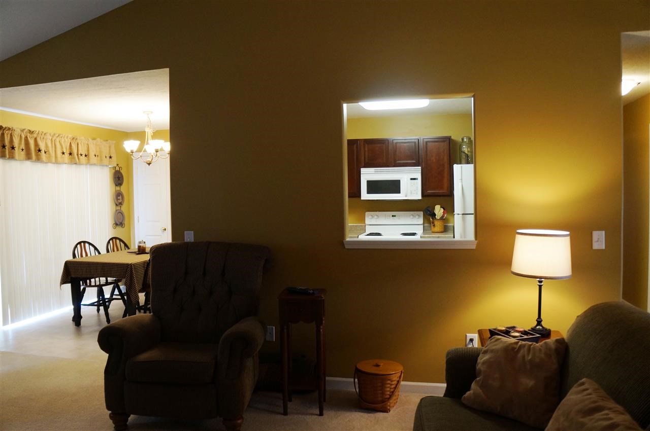 3045 N Cantlin Dr, Bloomington, IN 47404 photo 8