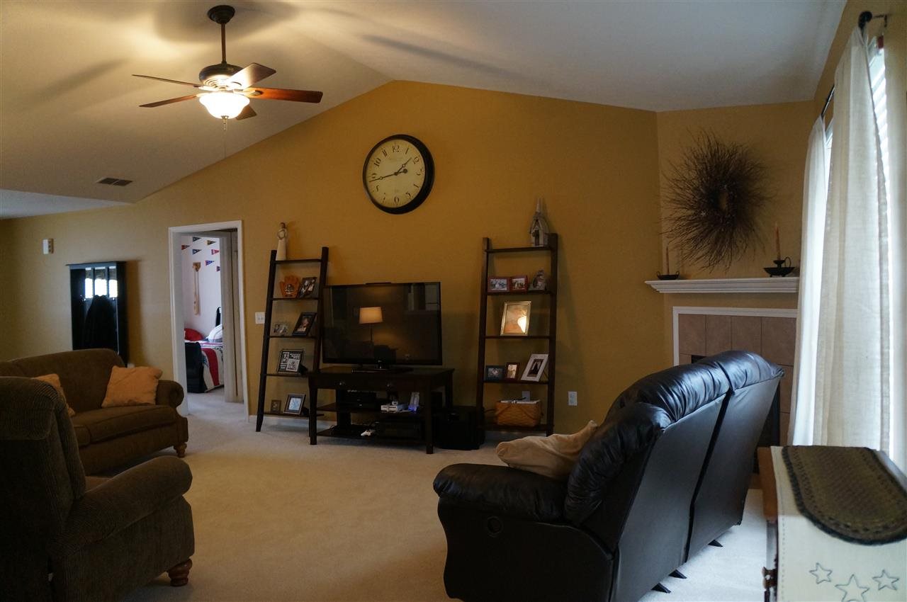 3045 N Cantlin Dr, Bloomington, IN 47404 photo 7