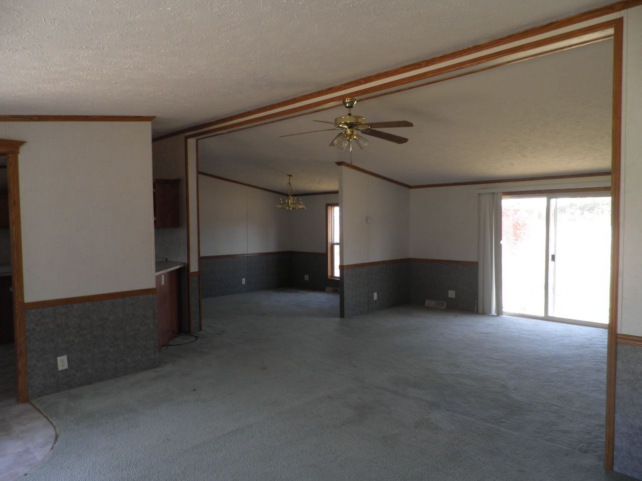 520 SE 12th St, Linton, IN 47441 photo 2