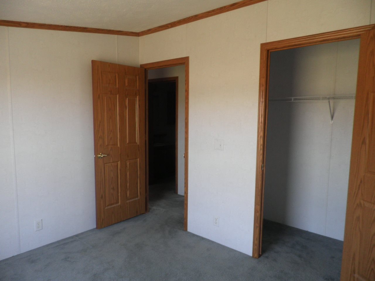 520 SE 12th St, Linton, IN 47441 photo 8