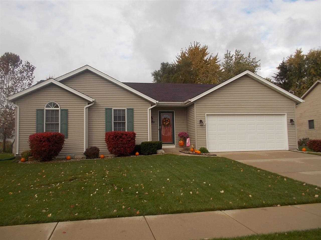 4218 Sail Dr, Mishawaka, IN 46544 photo 1
