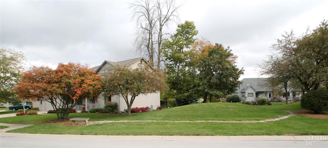 6318 Benham Dr, Fort Wayne, IN 46815 photo 4