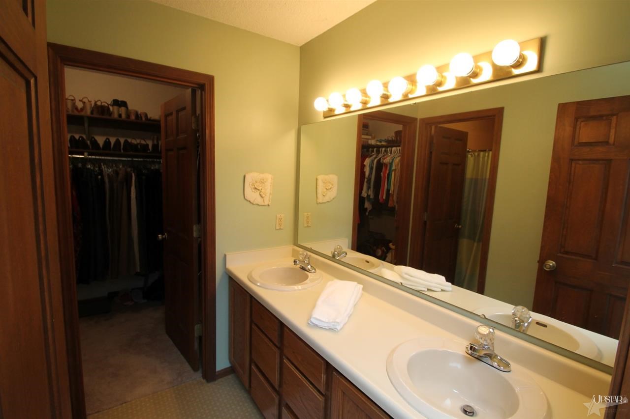 6318 Benham Dr, Fort Wayne, IN 46815 photo 21