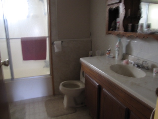 611 W Walnut St, Albion, IN 46701 photo 15