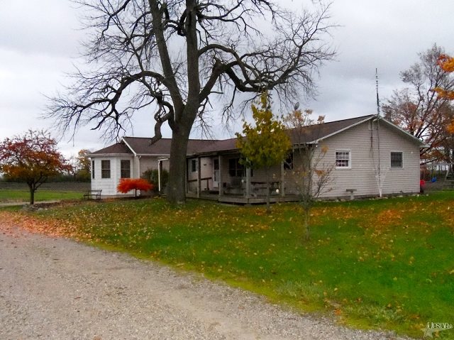 7633 S 200 E, Bluffton, IN 46714 photo 1