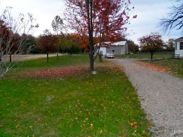 7633 S 200 E, Bluffton, IN 46714 photo 3