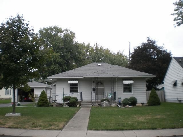 554 E John St, Nappanee, IN 46550 photo 1