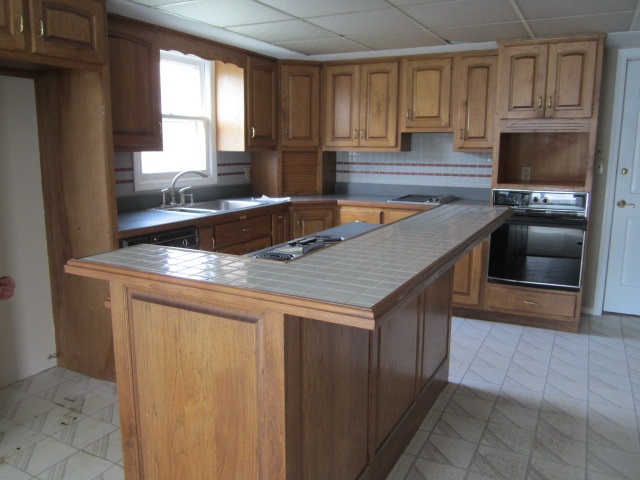 24332 Merrimac Ln, Elkhart, IN 46517 photo 5