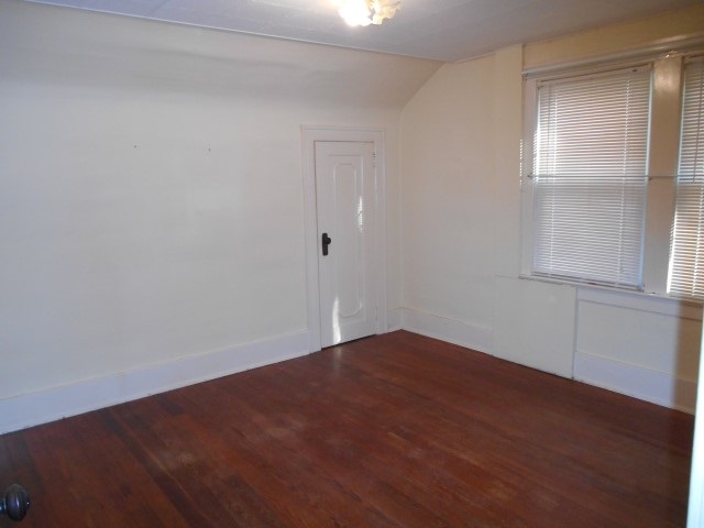 900 E Beardsley Ave, Elkhart, IN 46514 photo 17