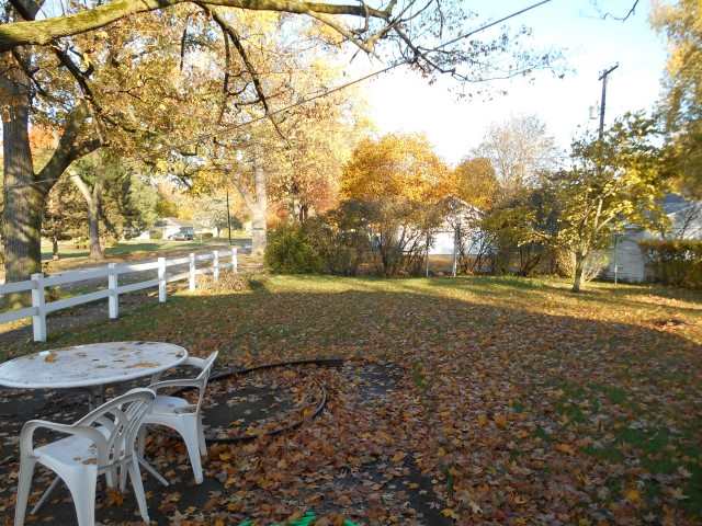 900 E Beardsley Ave, Elkhart, IN 46514 photo 5