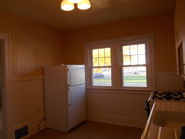 900 E Beardsley Ave, Elkhart, IN 46514 photo 13
