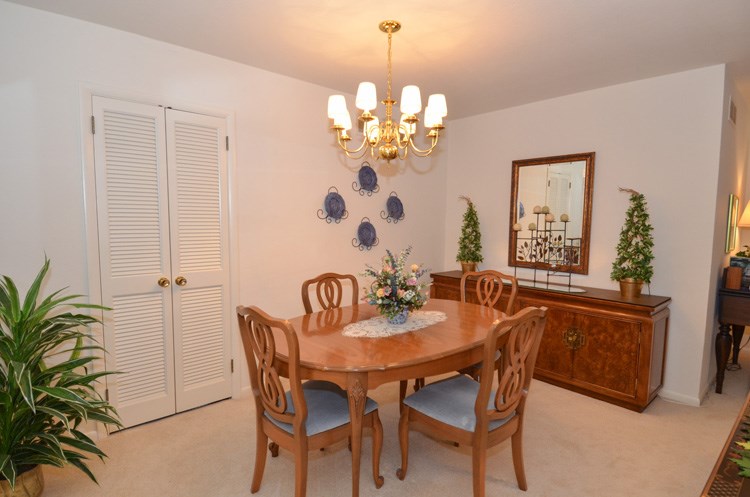 1606 N Bay Dr, Elkhart, IN 46514 photo 8