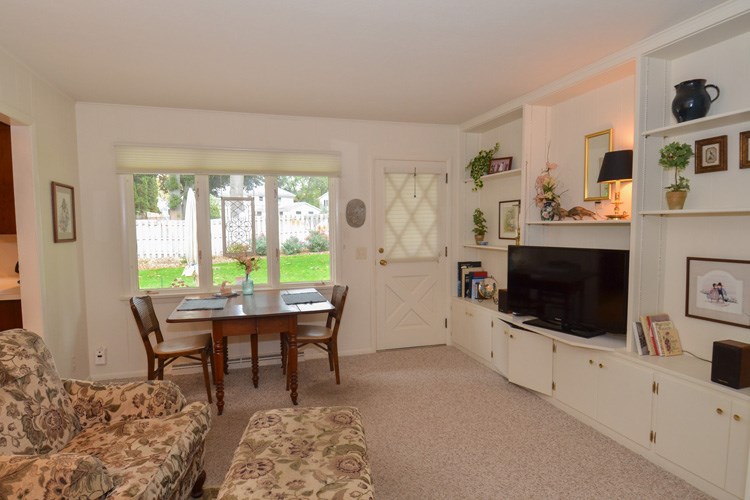 1606 N Bay Dr, Elkhart, IN 46514 photo 5