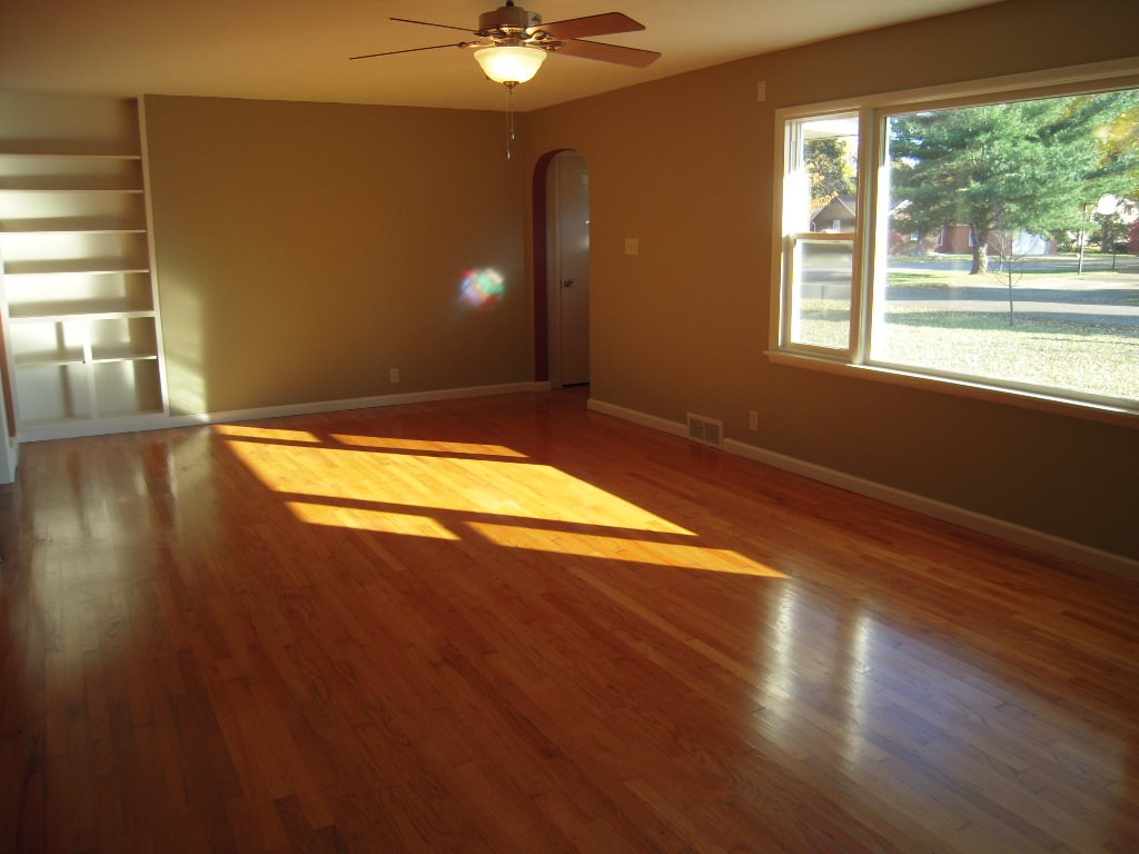 133 Graywood Ave, Elkhart, IN 46516 photo 5