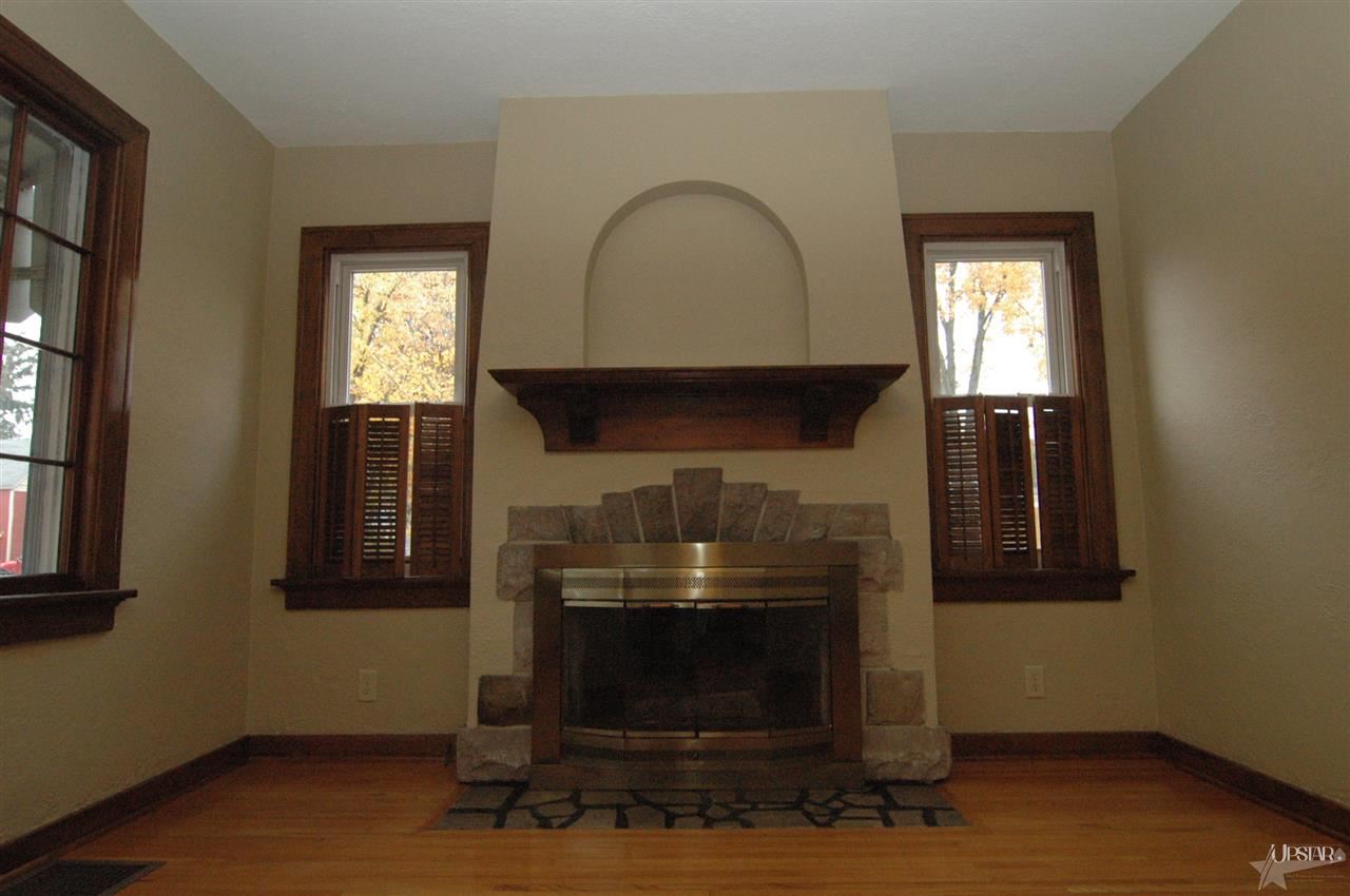 2324 Oakridge Rd, Fort Wayne, IN 46805 photo 5