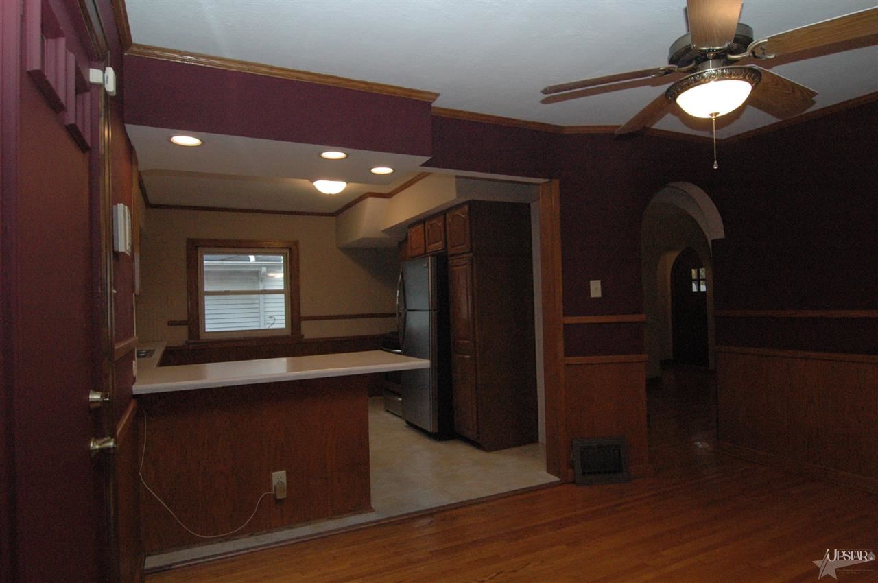 2324 Oakridge Rd, Fort Wayne, IN 46805 photo 8